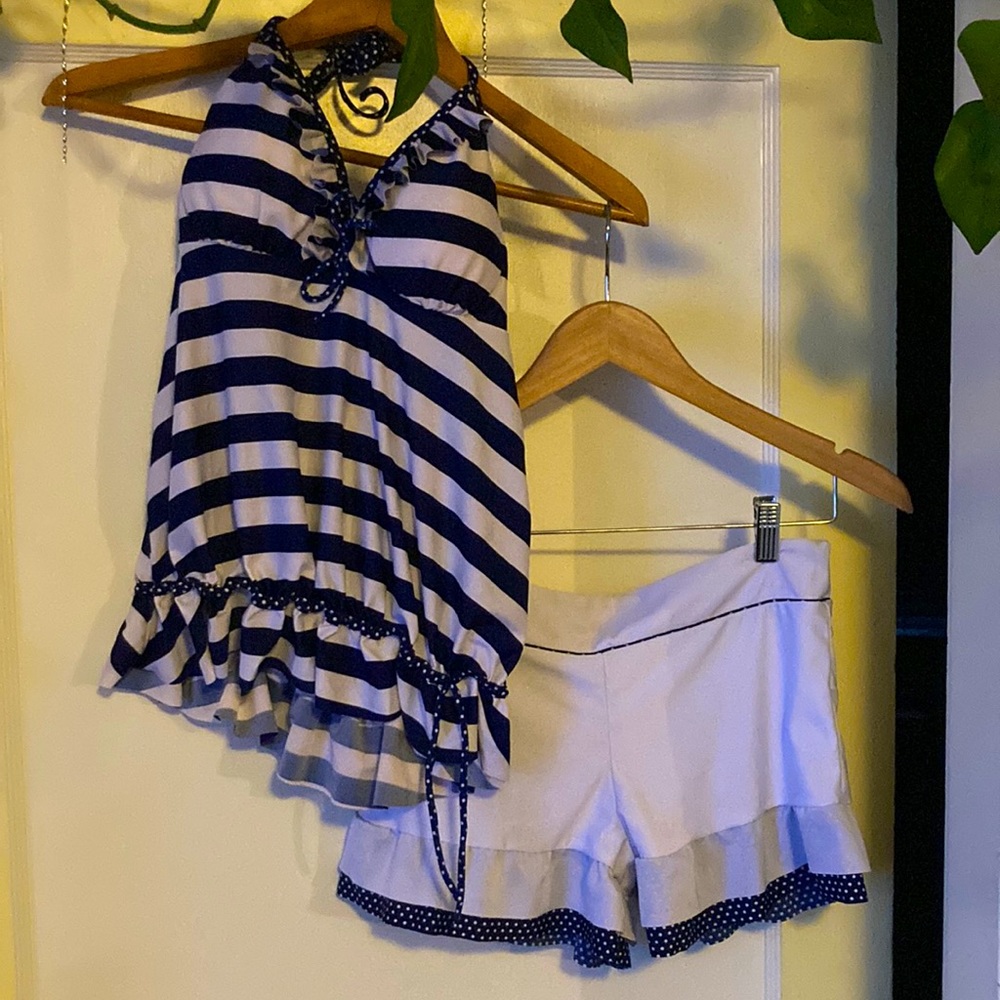 Swimming suit